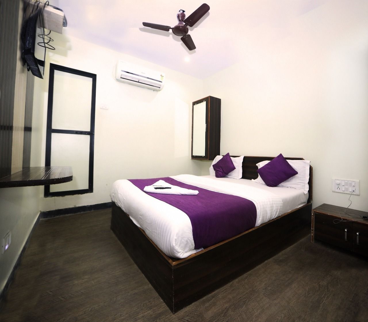 Fabexpress Fortune Inn Colaba. Mandve Extérieur photo